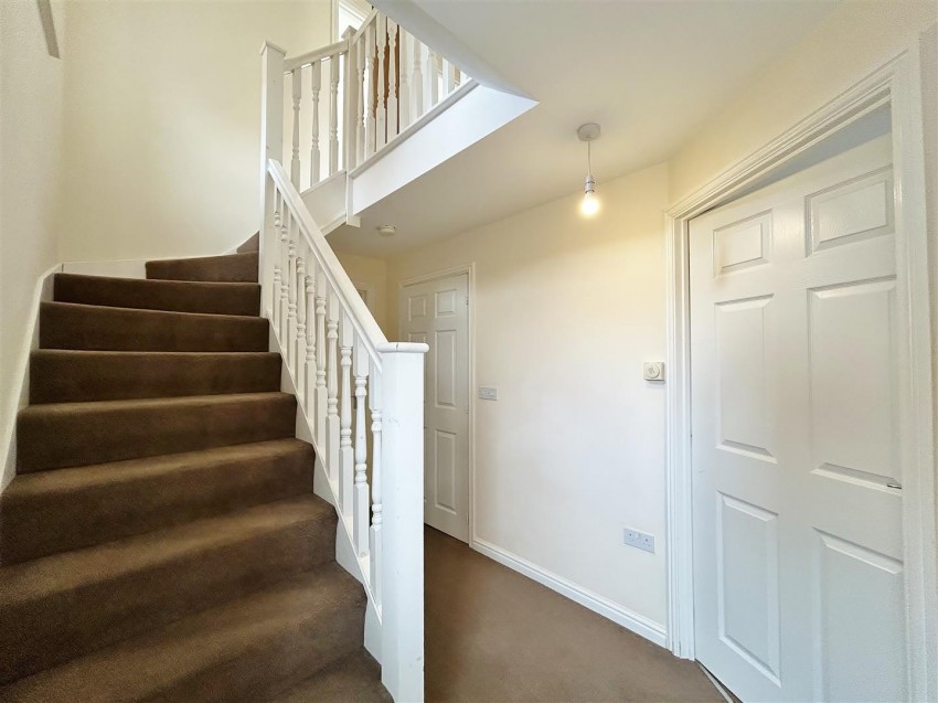 Images for Spruce Way, Selby