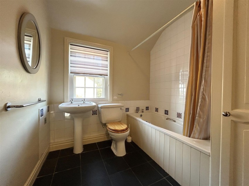 Images for The Green, Sutton-On-The-Forest