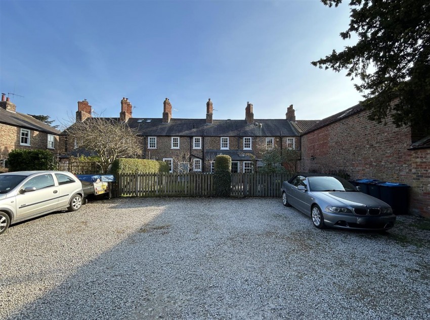 Images for The Green, Sutton-On-The-Forest