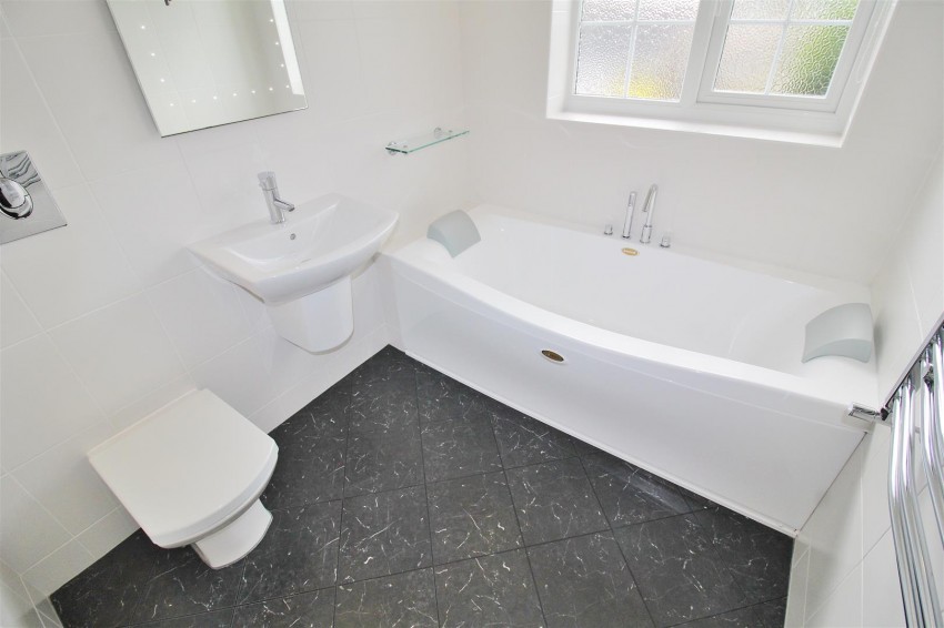 Images for Appletree Drive, Hambleton