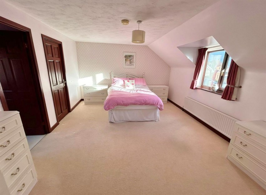 Images for Danes Court, Riccall, York