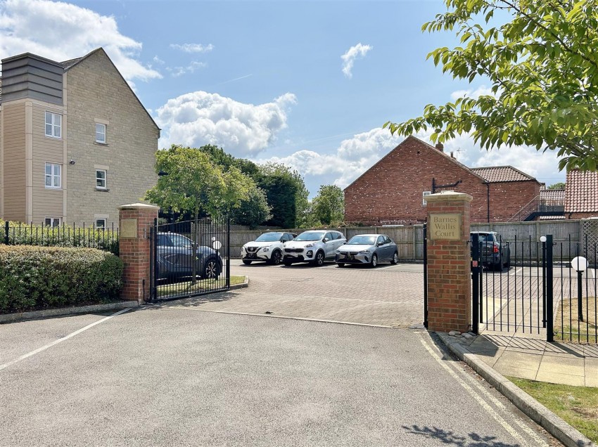 Images for Barnes Wallis Court, Charles Briggs Avenue, Howden