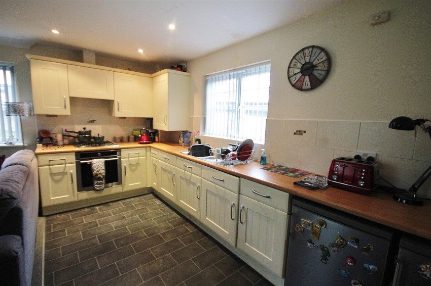 Images for Bridge Close, Church Fenton