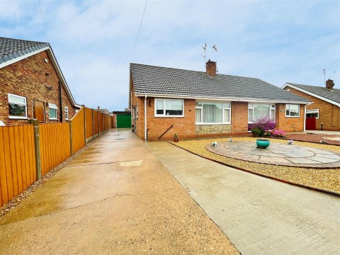 View Full Details for Thirlmere Walk, Goole