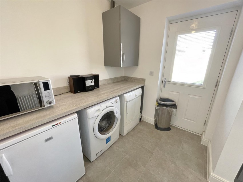 Images for Camilla Close, Carlton
