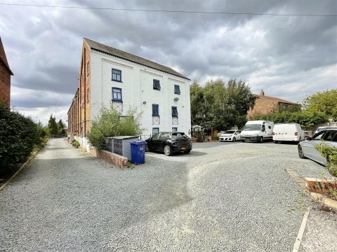 View Full Details for Cliffe Common