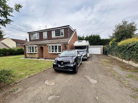 View Full Details for High Street, Barmby-On-The-Marsh