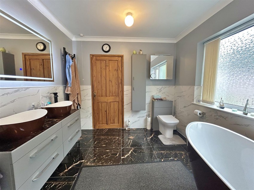 Images for High Street, Barmby-On-The-Marsh