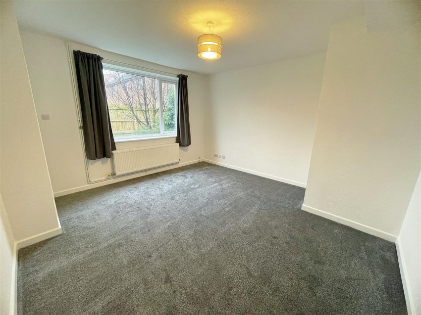 Images for Dorts Crescent, Church Fenton