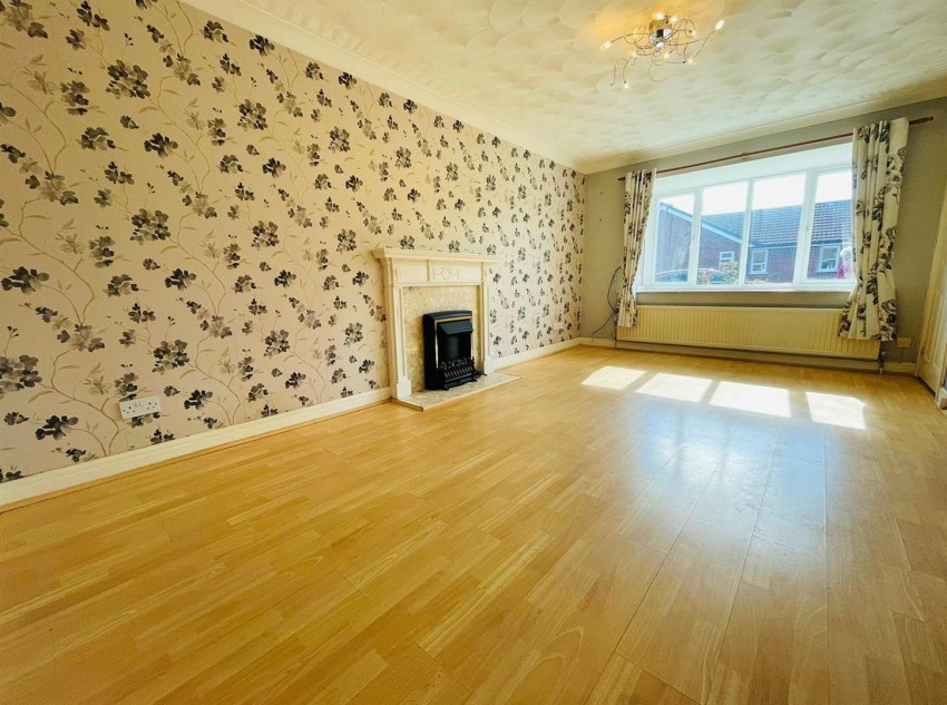 Images for Garth Drive, Hambleton