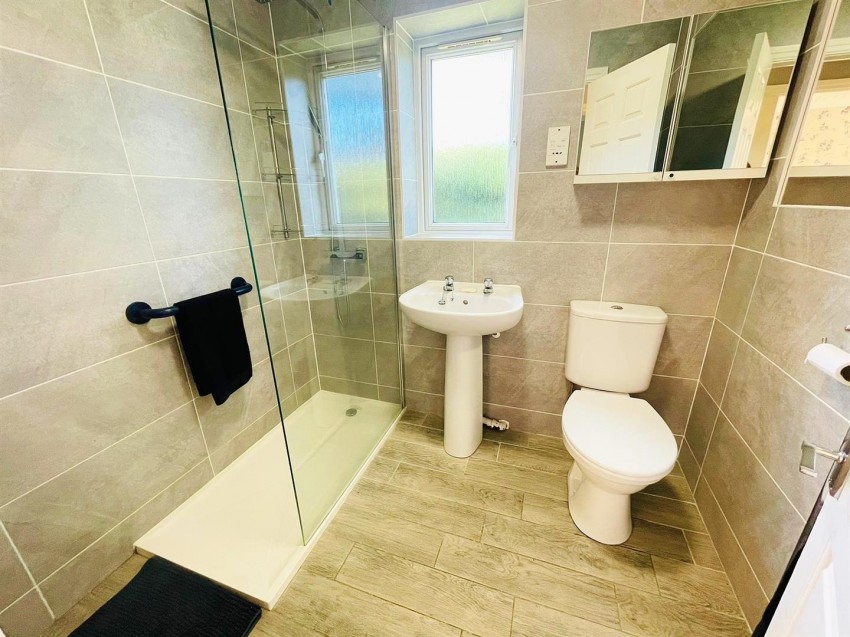 Images for Garth Drive, Hambleton
