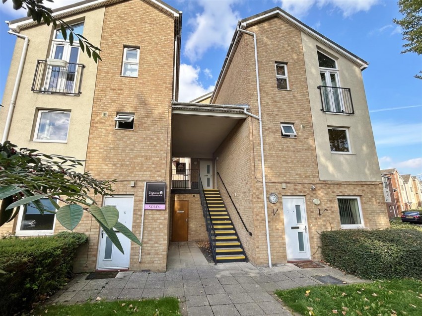 Images for Holmes Lane, Selby