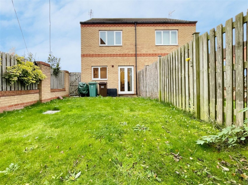 Images for Jesse Close, Staynor Hall