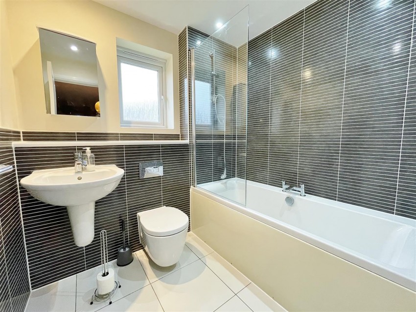 Images for Holme View, Selby