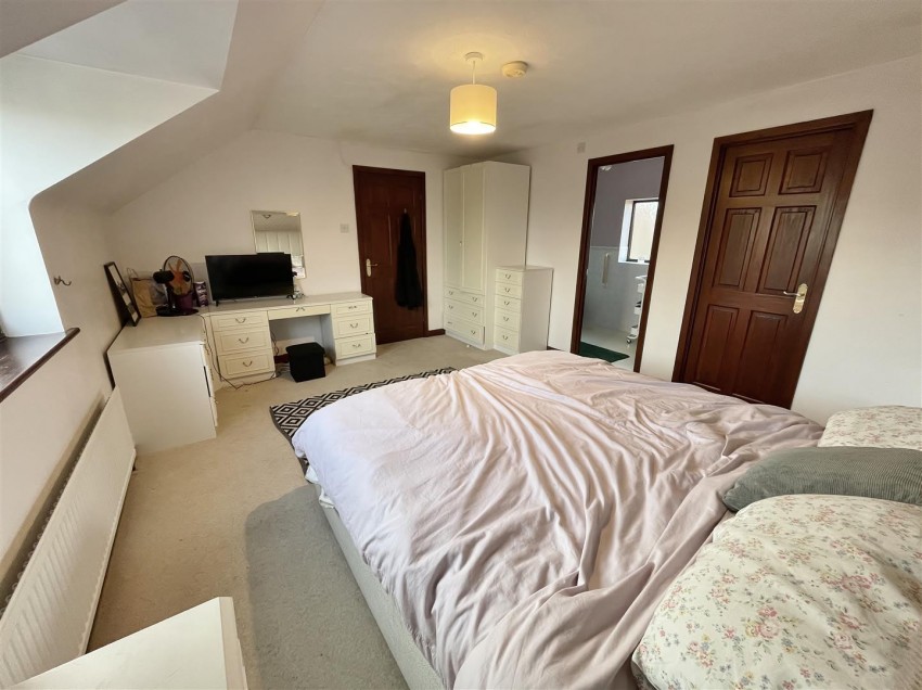 Images for Danes Court, Riccall, York