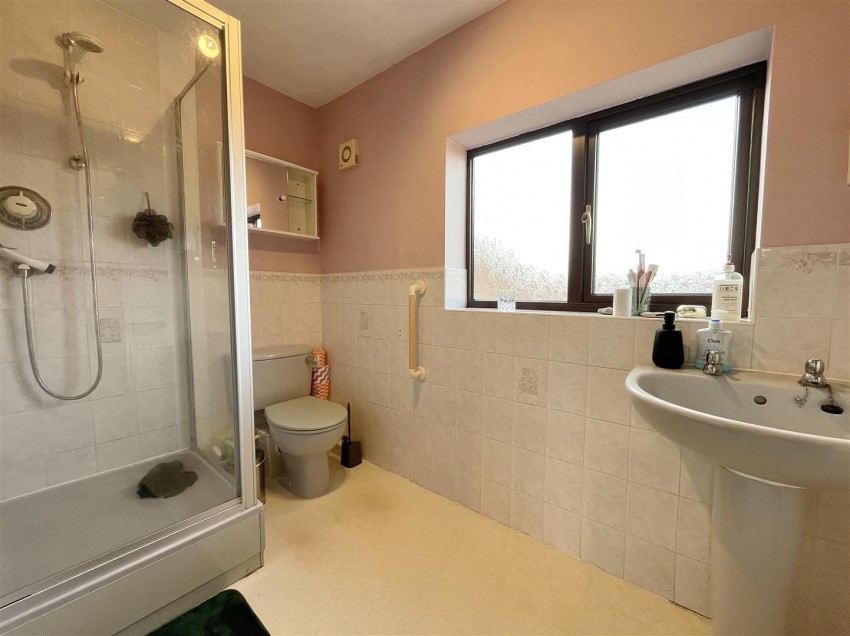 Images for Danes Court, Riccall, York