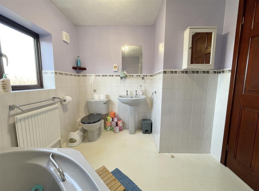 Images for Danes Court, Riccall, York