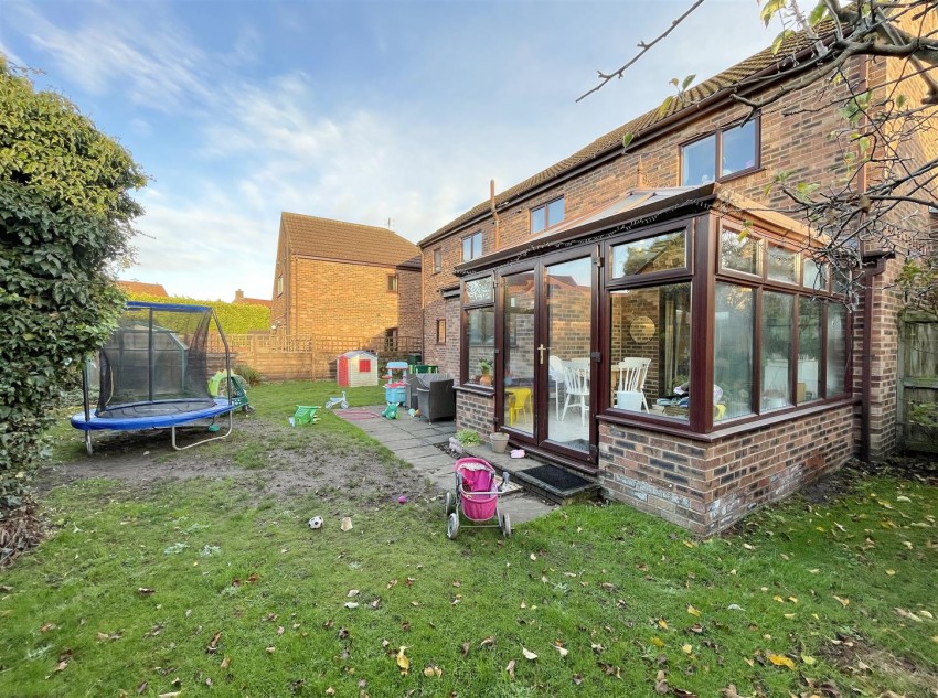 Images for Danes Court, Riccall, York