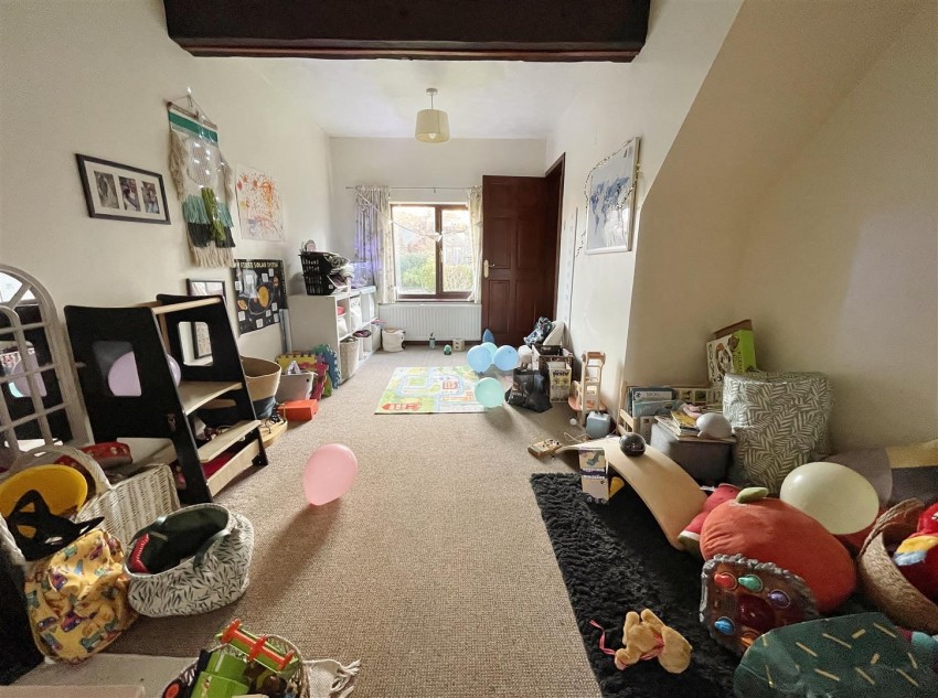 Images for Danes Court, Riccall, York