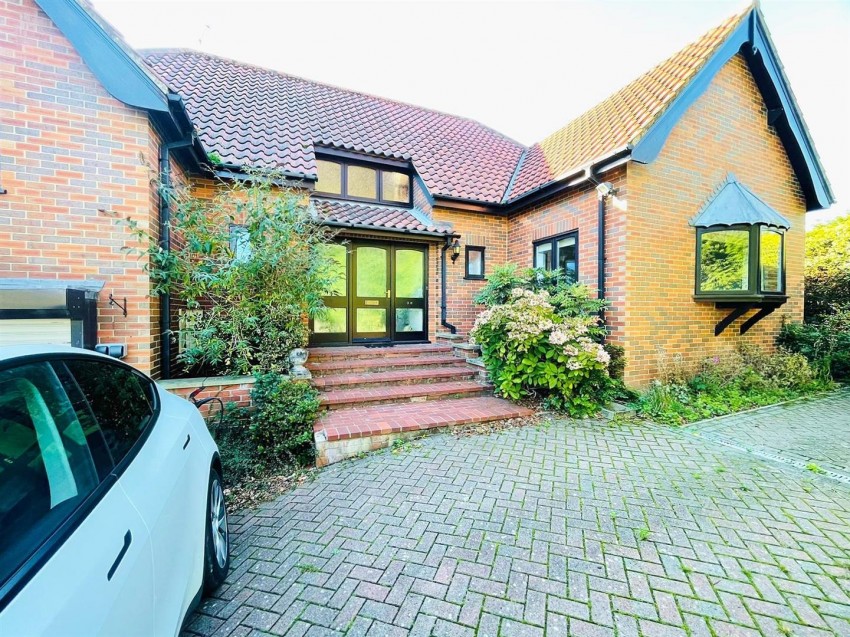 Images for Main Street, Escrick