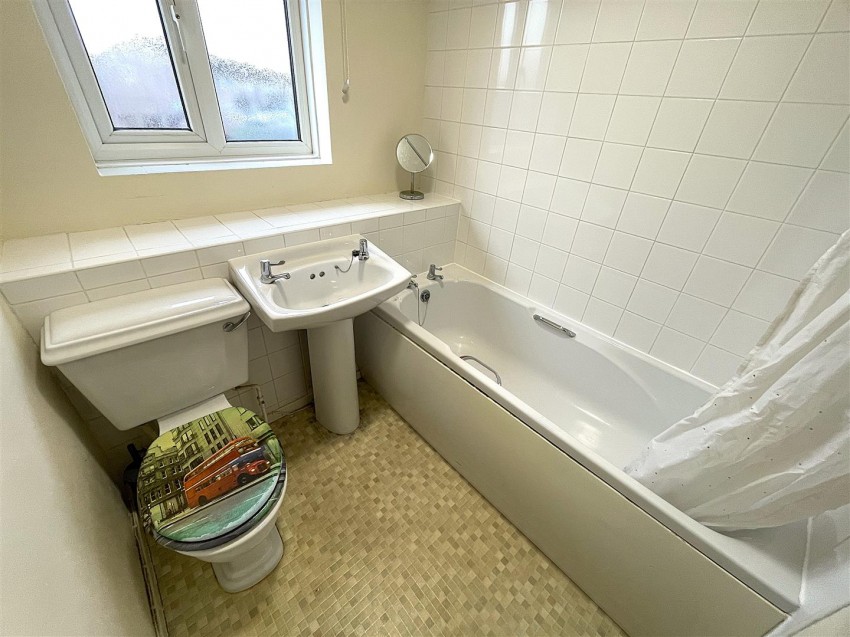 Images for Pinewood Drive, Camblesforth, Selby