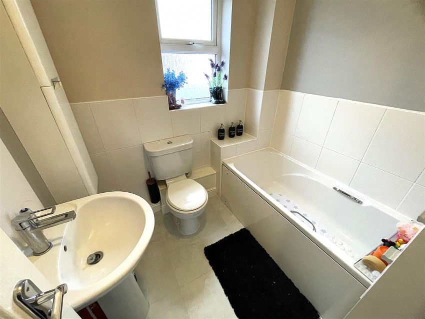 Images for Wells Drive, Hambleton