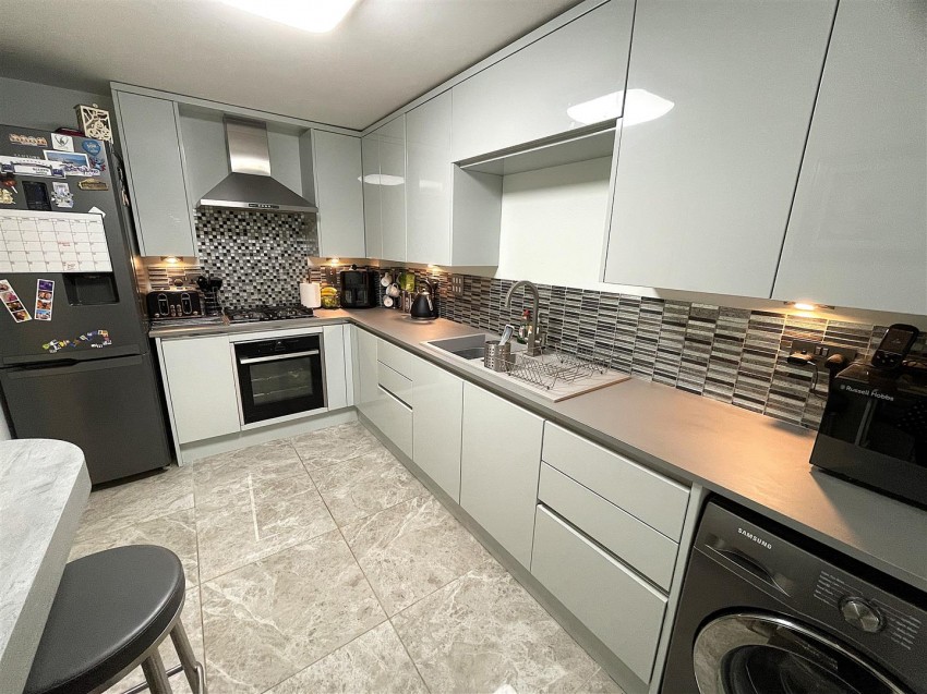 Images for Wells Drive, Hambleton