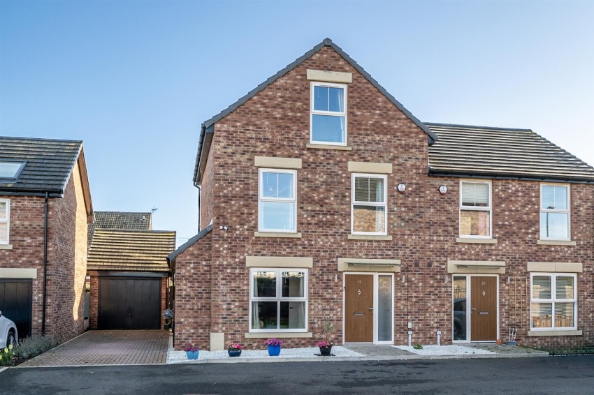 Images for Holly Grove, Thorpe Willoughby