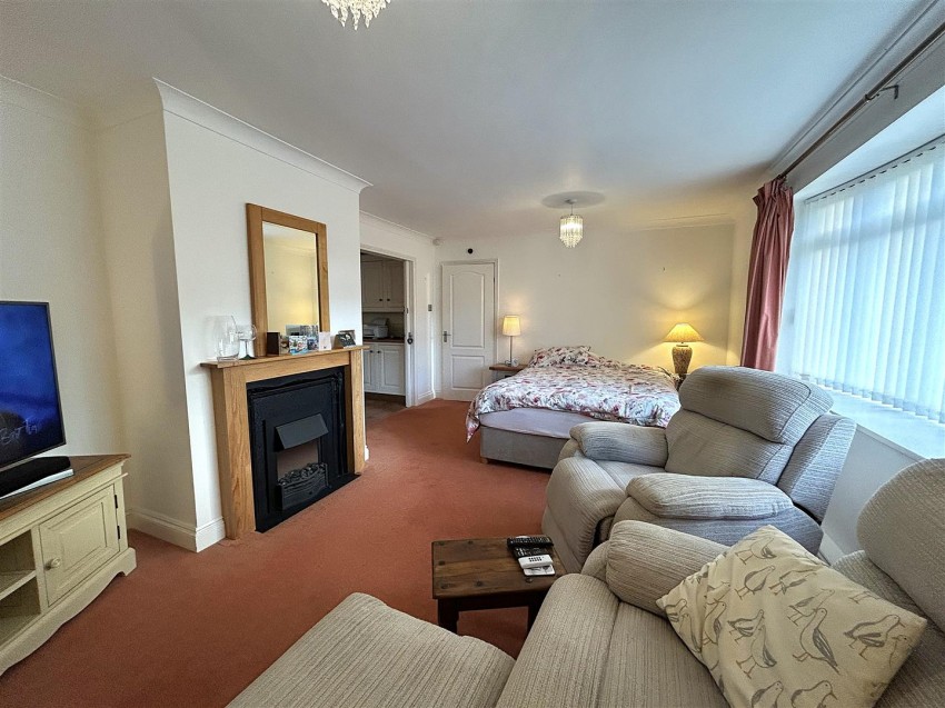 Images for Richardson Court, Hambleton