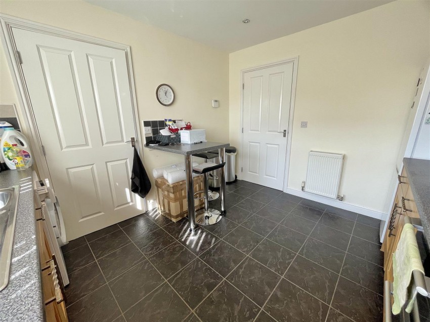 Images for Captains Close, Goole