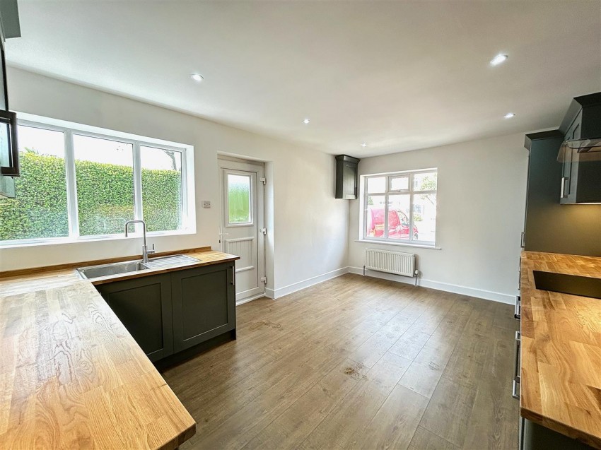 Images for Chequerfield Avenue, Pontefract