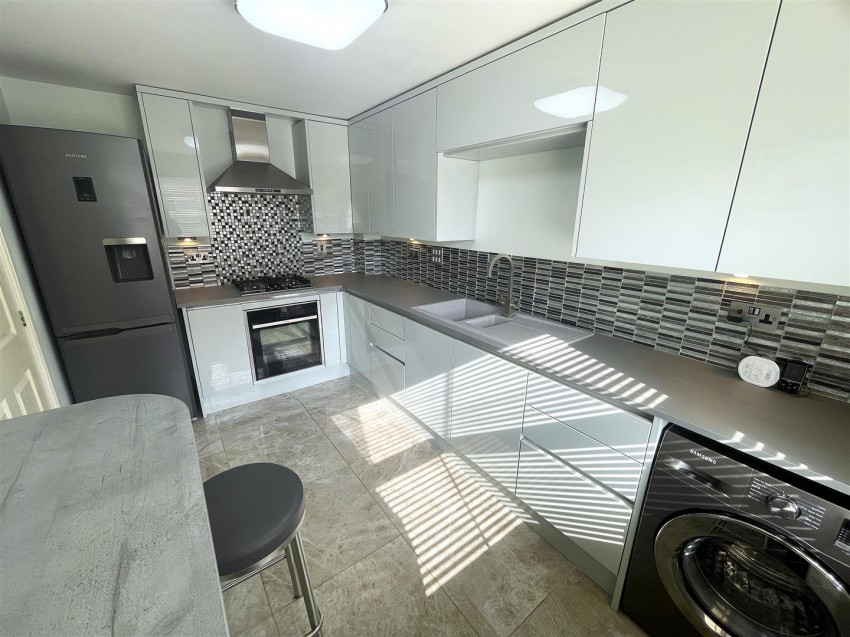 Images for Wells Drive, Hambleton