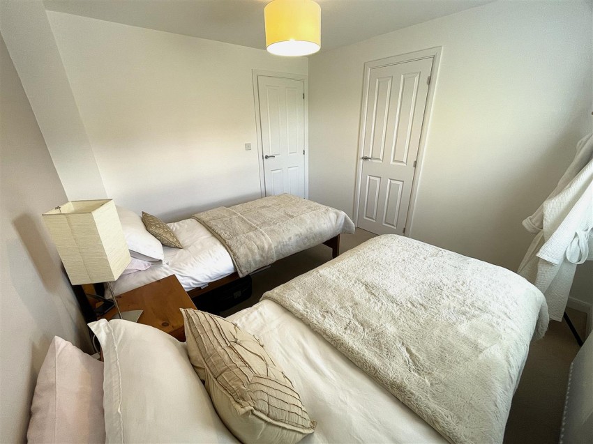 Images for Foxglove Way, Beverley