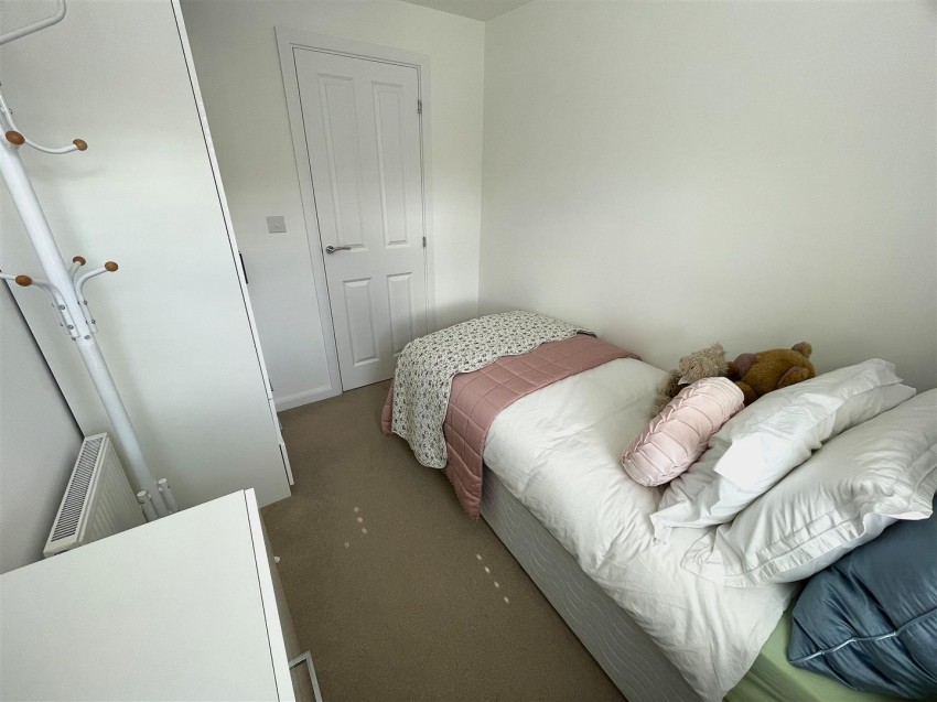 Images for Foxglove Way, Beverley