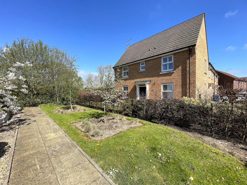 Images for Foxglove Way, Beverley