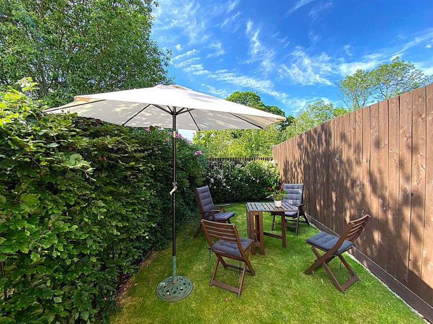 Images for Foxglove Way, Beverley