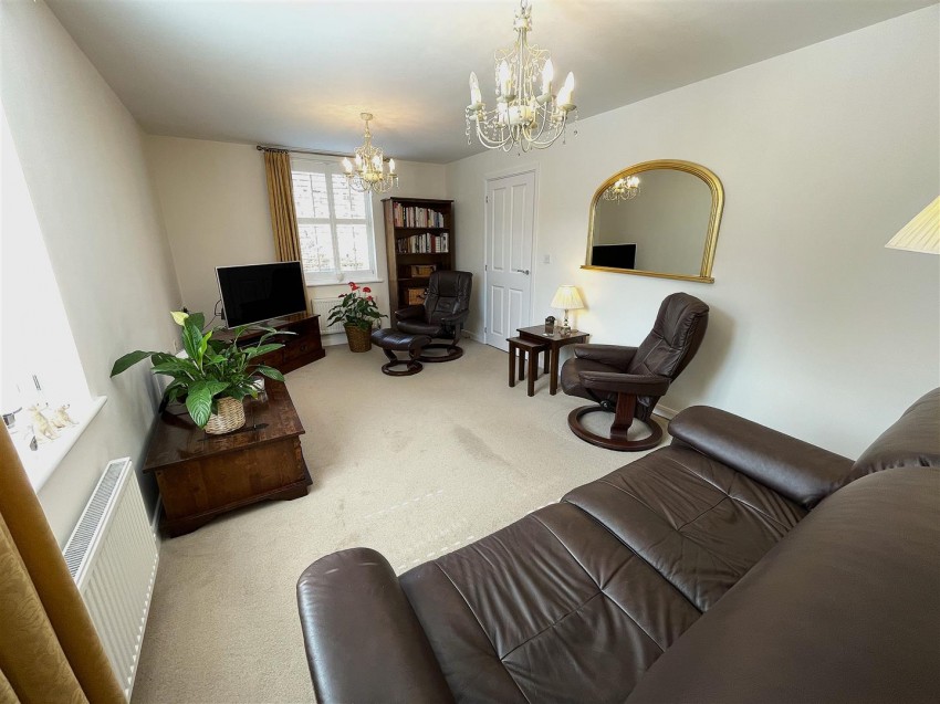 Images for Foxglove Way, Beverley