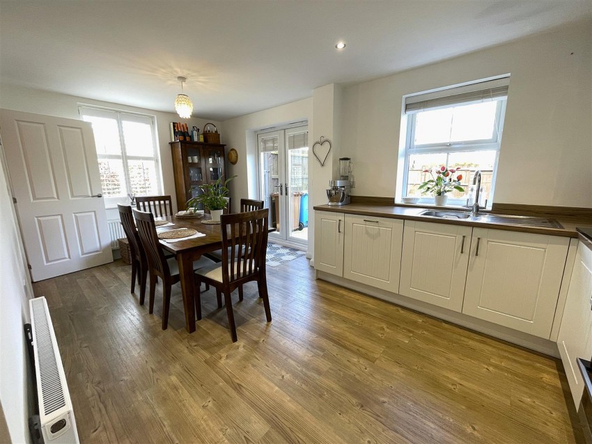 Images for Foxglove Way, Beverley