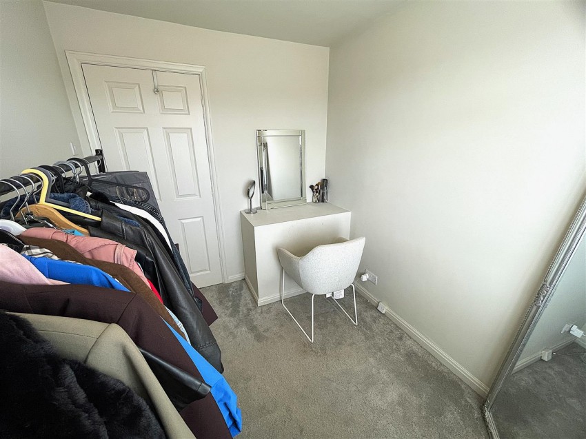 Images for Courtneys, Selby