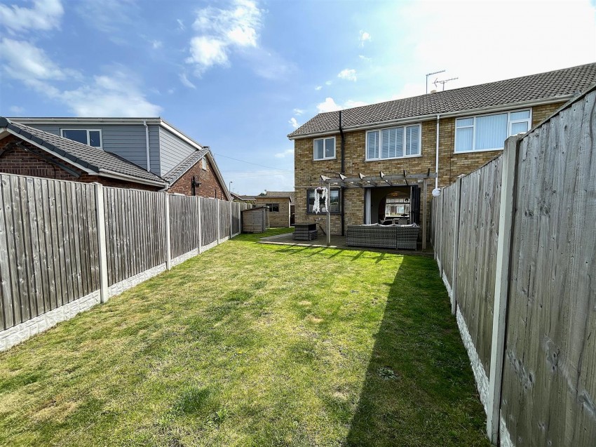 Images for Courtneys, Selby