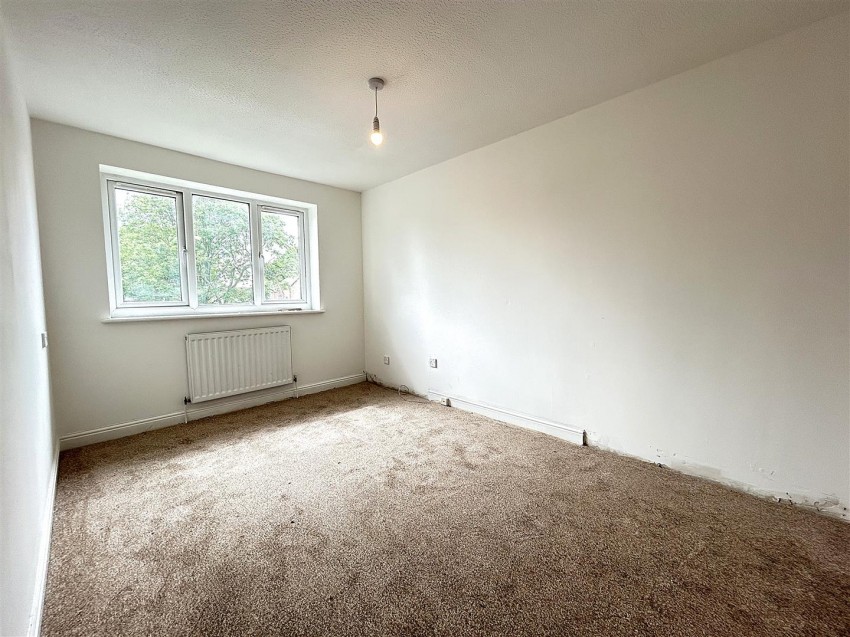 Images for Kirkby Avenue