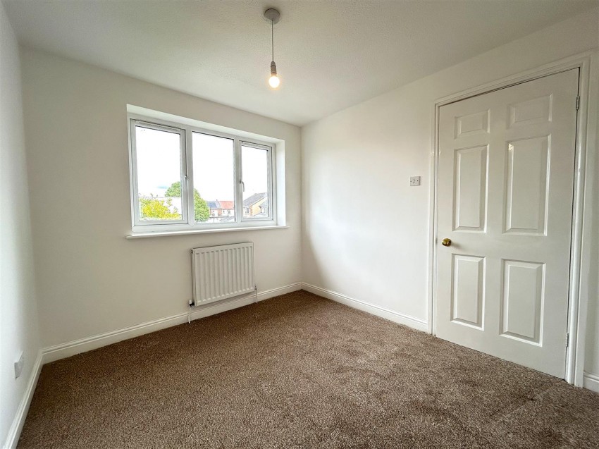 Images for Kirkby Avenue