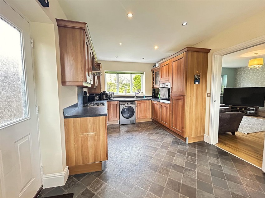 Images for Jesse Close, Selby