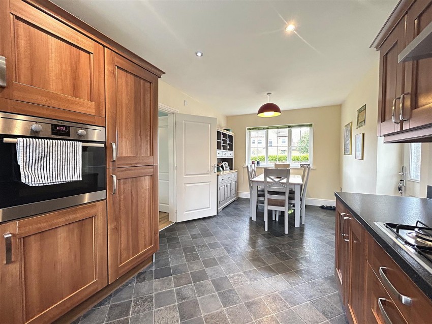 Images for Jesse Close, Selby