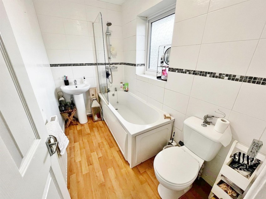 Images for Fernlea Close, Selby