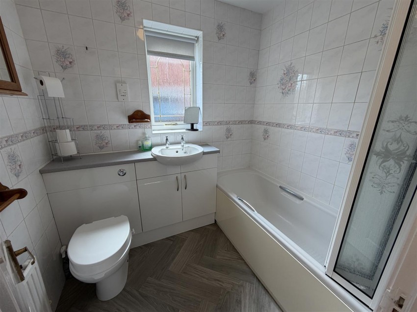 Images for Garth Drive, Hambleton, Selby